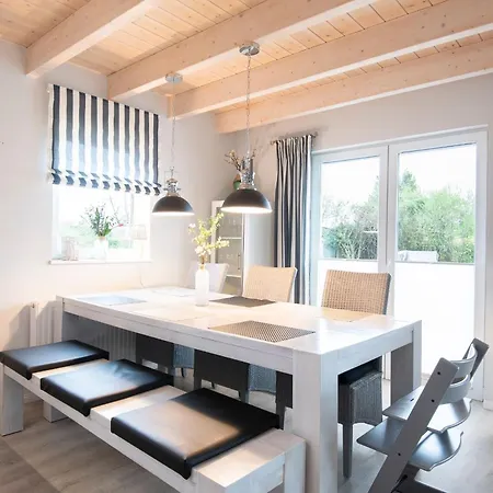 Seepark Seeliebe 1 Ferienhaus Süssau
